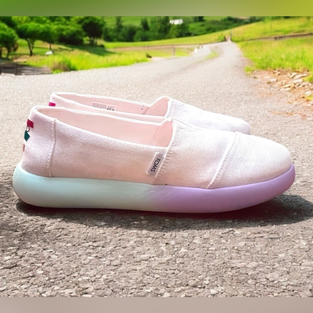 TOMS Alpargata Slip-On US 8.5 Pink Gradient Sole Canvas Everyday